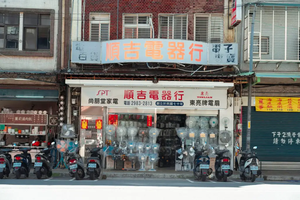 长三角市政道路照明工程中高邮灯杆的选型要点与成本控制